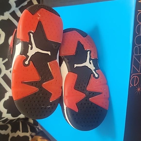 Jordans ( toddler) - Picture 3 of 3